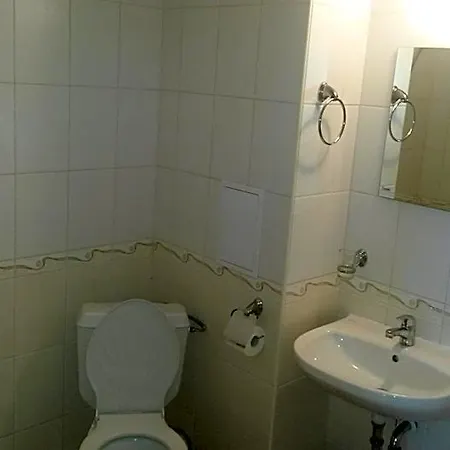 Otel Sandor Misivri