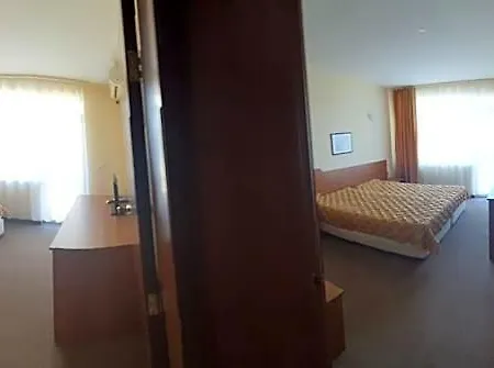 Hotell Sandor 2*