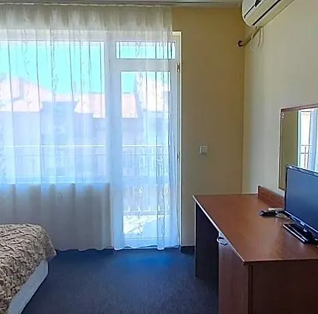 Sandor Hotell